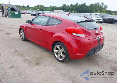 2013 Hyundai Veloster Base W/Black z USA, uszkodzony, nr VIN KMHTC6AD0DU145090